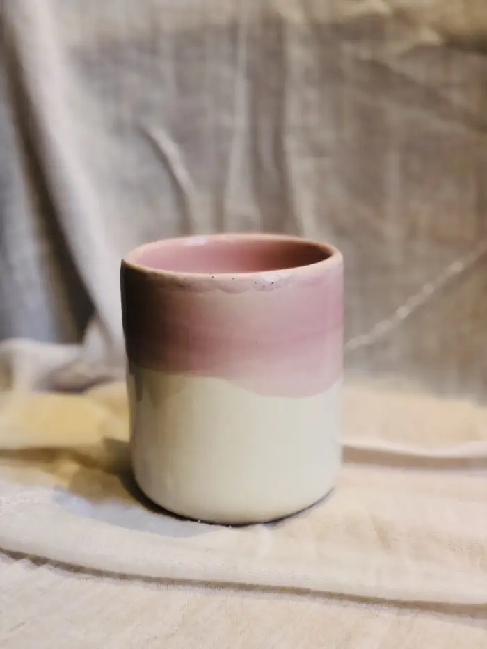 Tazas y vajilla